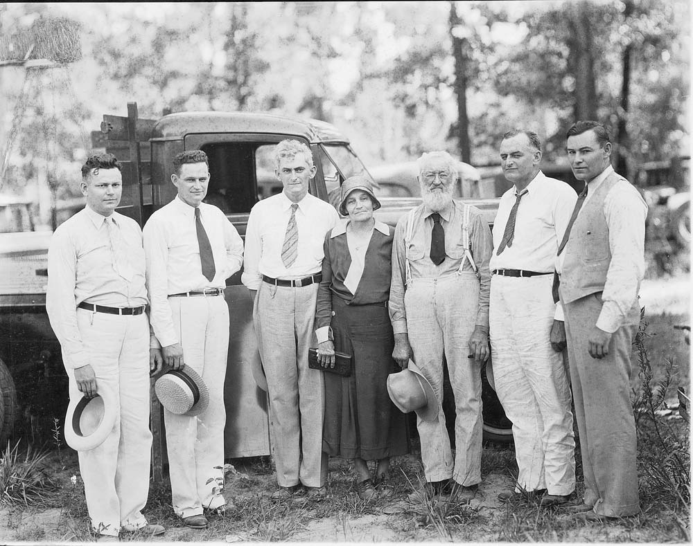 The Brookshire brothers and their parents at a family reunion on Fern Lake in Nacogdoches, Texas, in the 1930s. Pictured left to right: Bryan (Jack) Brookshire, Wood Brookshire, Houston Brookshire, Fannie Brookshire, Jasper Brookshire, Austin Brookshire and Lee Brookshire Sr. (Courtesy Photo)