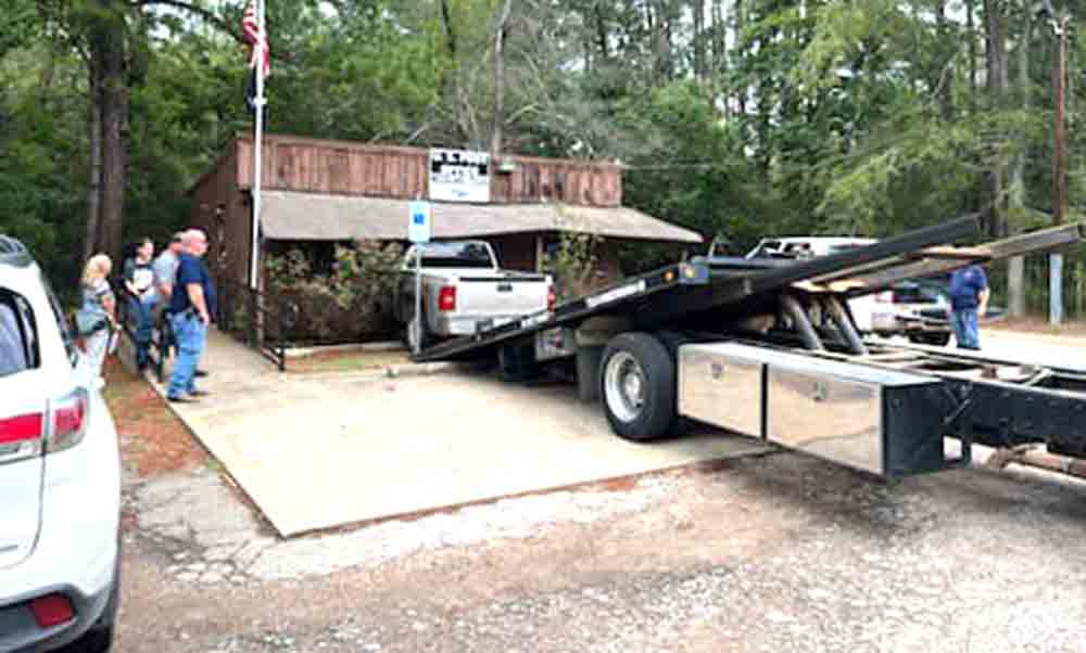 A 2009 Chevrolet pickup truck crashed into the Woodlake Post Office on Sept. 15 after its brakes failed.  Courtesy photo