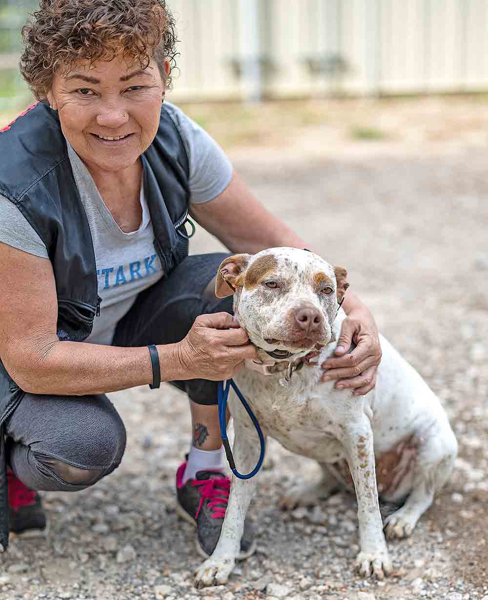 Cinnamon and Trainer Tracy Nelson of Allstarknine have had 4 weeks of training for indoors and outdoors living. Photo by Charles Ballard